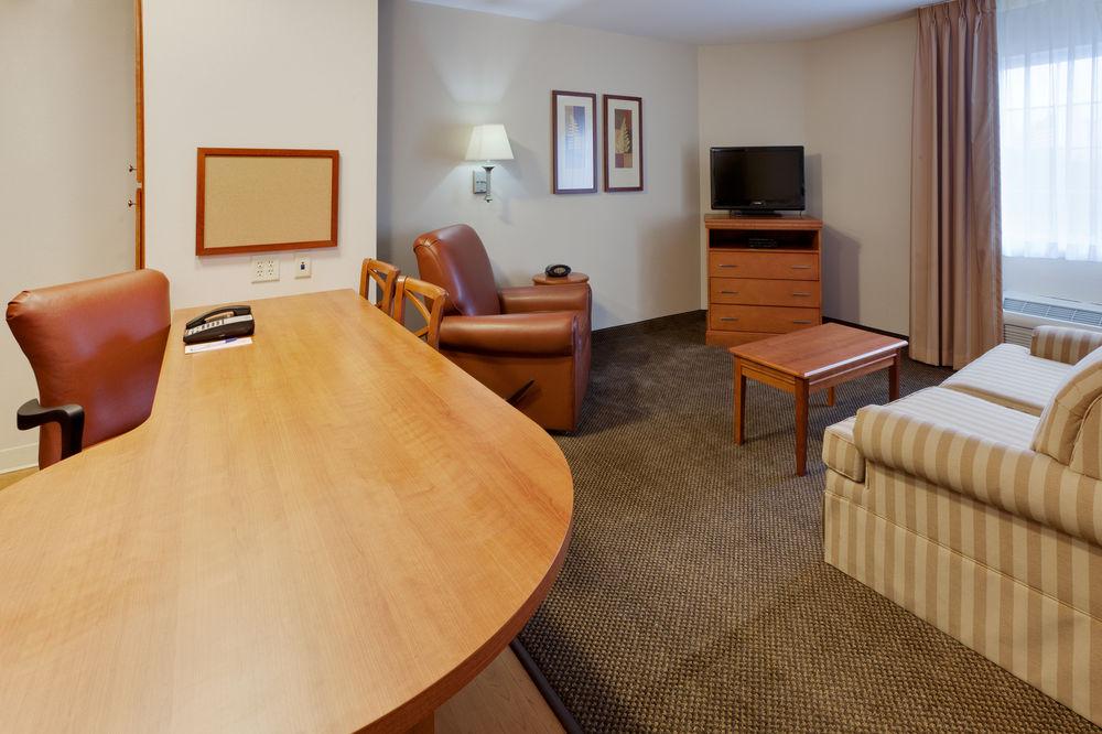 Candlewood Suites Secaucus By Ihg Exterior photo