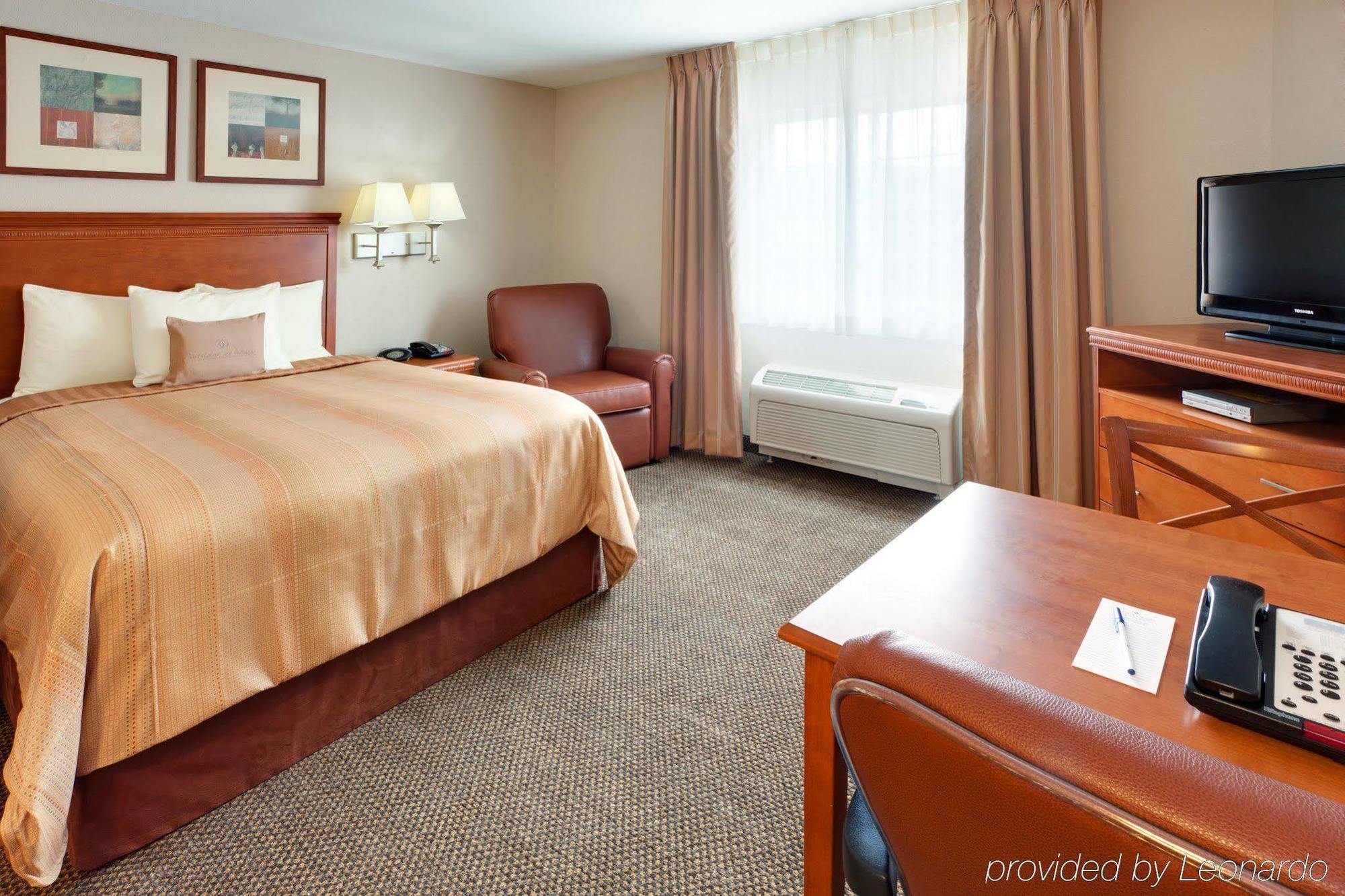 Candlewood Suites Secaucus By Ihg Room photo